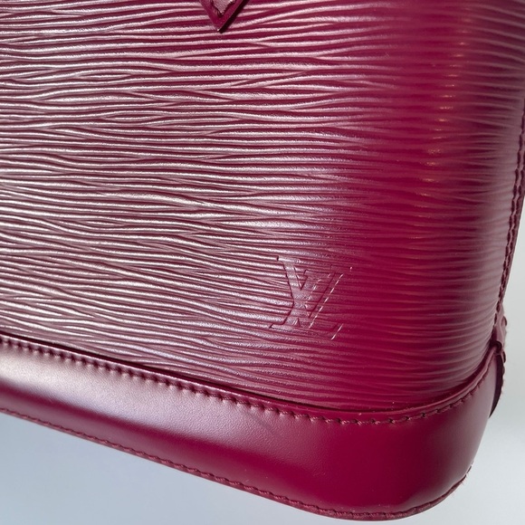 LOUIS VUITTON | ALMA BB EPI | FUCHSIA - Picture 4 of 12